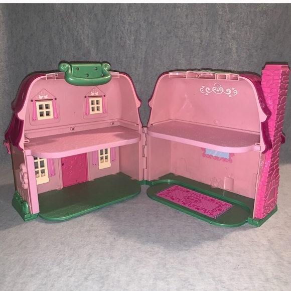 Pink Doll House💕 (plastic) - Picture 2 of 2